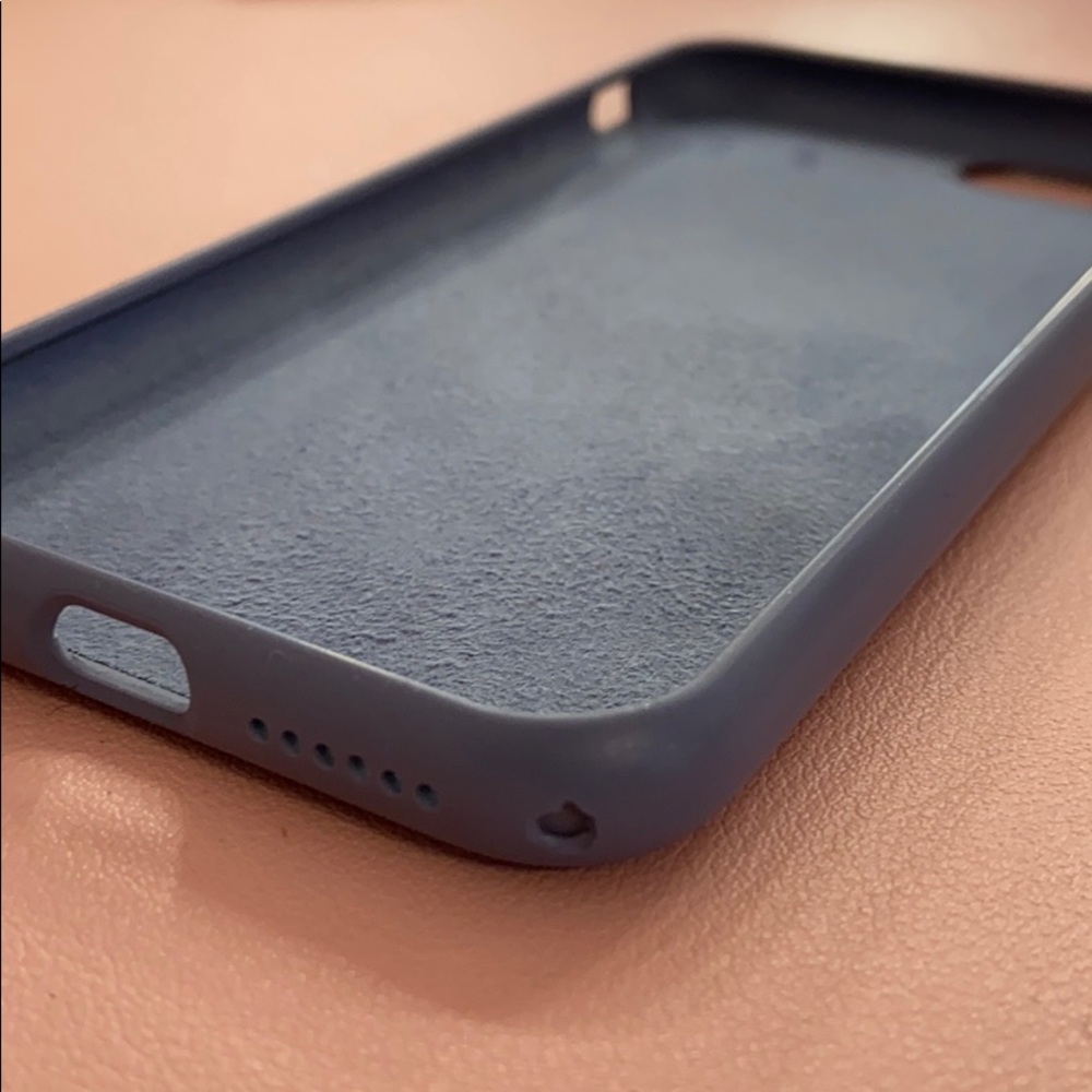 iPhone 7 case - Picture 2 of 2